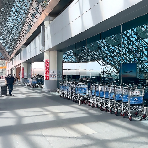 由誠泰集團承攬：桃園國際機場第一、二航廈行李手推車服務勞務採購-15.jpg
