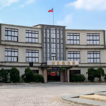誠泰集團承攬竹東鎮委託病媒防治業噴藥服務-1s.jpg