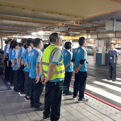 由誠泰集團承攬:桃園國際機場第一、二航廈行李手推車服務勞務採購-18.jpg 由誠泰集團承攬:桃園國際機場第一、二航廈行李手推車服務勞務採購-18.jpg